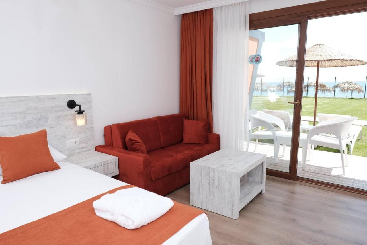 Club Turtas Beach Konaklı Εξωτερικό φωτογραφία