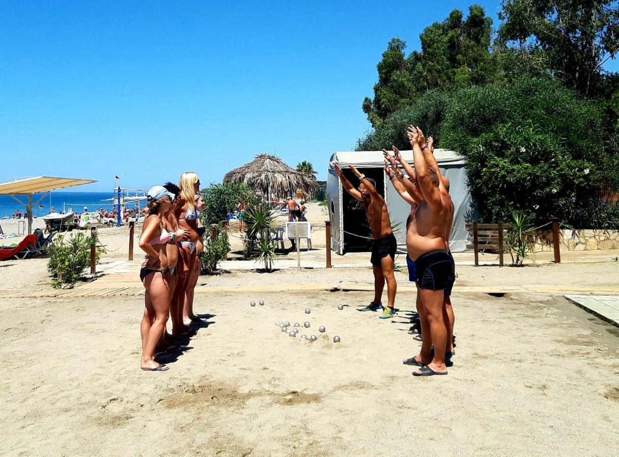 Club Turtas Beach Konaklı Εξωτερικό φωτογραφία
