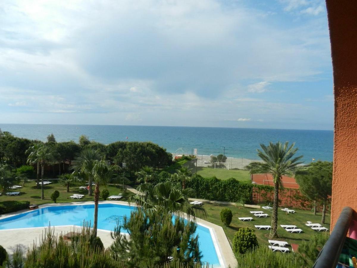 Club Turtas Beach Konaklı Εξωτερικό φωτογραφία